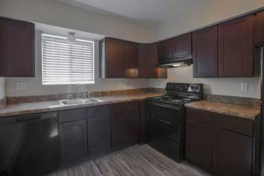 Main picture of 360 Sandra Ln