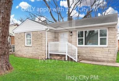 Main picture of 525 S Vine St