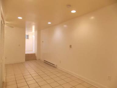 Main picture of 3038 Saint Paul St
