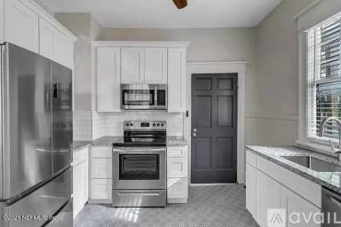 Main picture of 546 Lancaster St