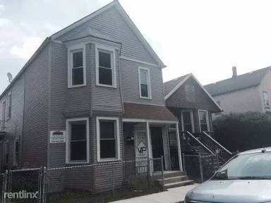 Main picture of 4617 S Wallace St