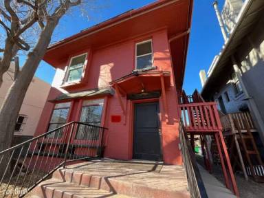 Main picture of 1148 N Corona St