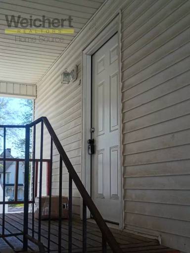 Main picture of 108 North 7th Street - 4