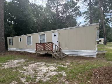 Main picture of 211 Victoria Circle