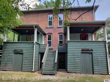 Main picture of 802 2nd St