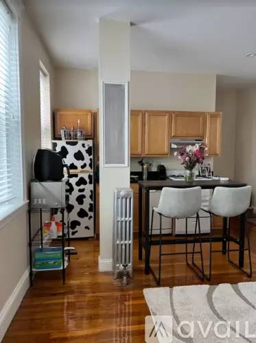 Main picture of 1197 Commonwealth Ave