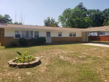 Main picture of 157 Oakmont Pl