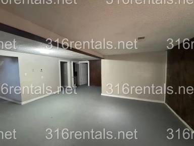 Main picture of 1101 E Hoch St