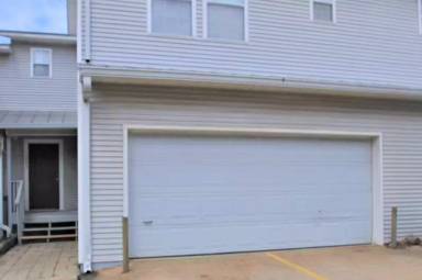 Main picture of 1000 - 1033 N Molly Ct