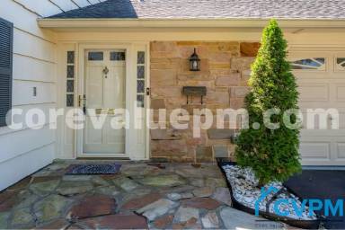 Main picture of 1715 Tarleton Way