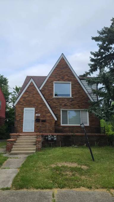 Main picture of 14800 Forrer St