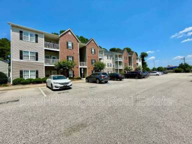 Main picture of 635 Marshtree Ln