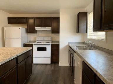 Main picture of 2021 NE Thomas St