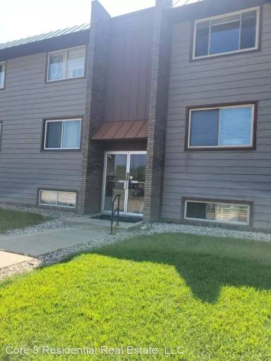 Main picture of 3623 N Sterling Ave