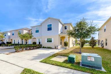 Main picture of 4778 Coral Castle Dr