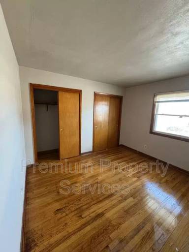 Main picture of 3120 Prial Ave