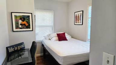 Main picture of 111 Ozone St SW