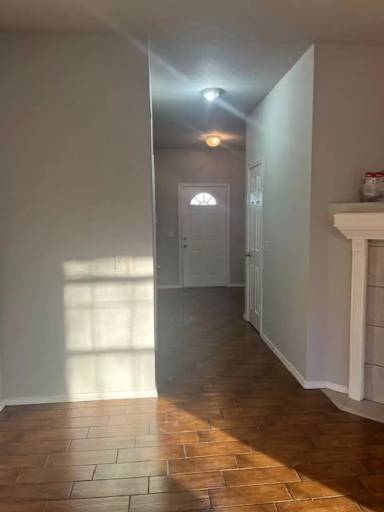 Main picture of 551 Walker St
