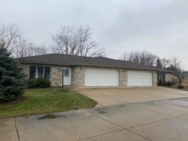 Main picture of 600 Apple Hill Way