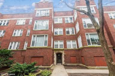 Main picture of 6565-89 N Lakewood Ave