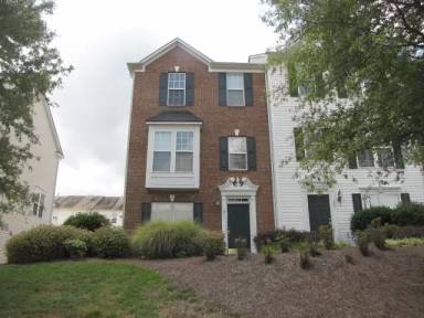 Main picture of 977 Tiger Ln