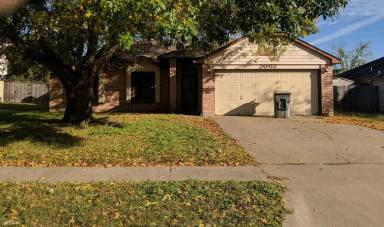 Main picture of 2002 Sundown Dr