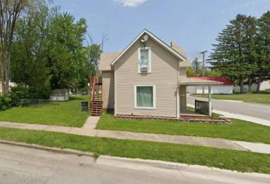 Main picture of 401 1/2 Queen St