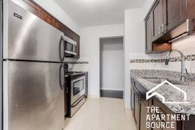 Main picture of 7545 N Winchester Ave