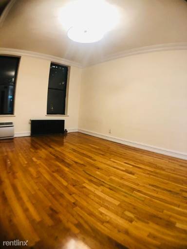 Main picture of 341 E 76th St