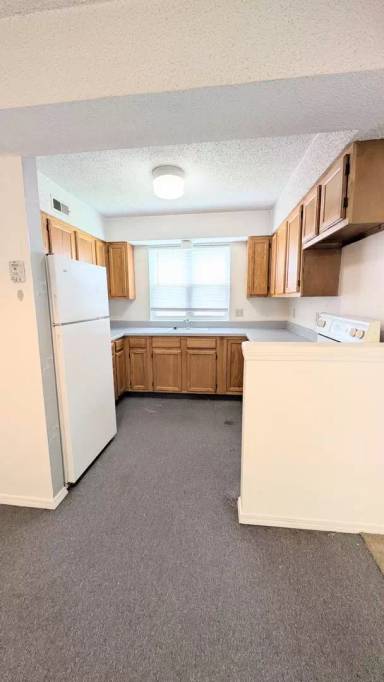 Main picture of 1704 E 24th Ave