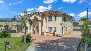 Main picture of 5246 N Gareloch Ave