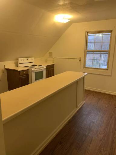 Main picture of 236 11th Street - 3rd Floor