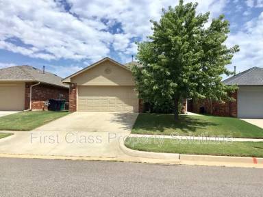 Main picture of 12321 SW 3rd St