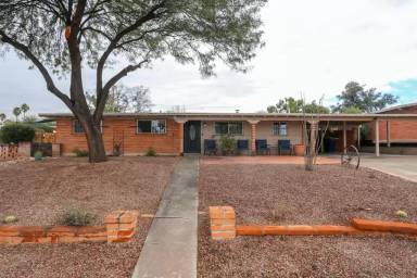 Main picture of 6950 E Kingston Dr