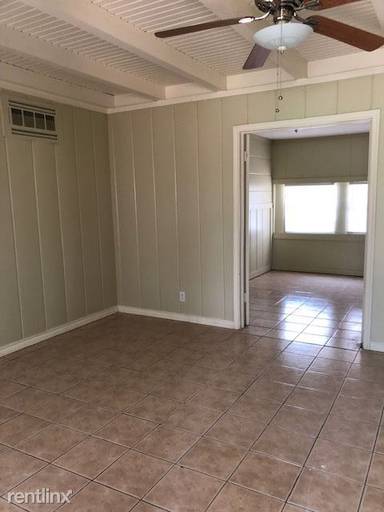 Main picture of 2301 W Gayle Ave