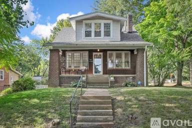 Main picture of 7370 Carleton Ave