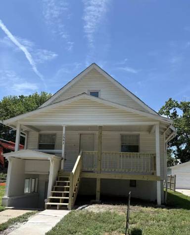 Main picture of 1505 Whittier St