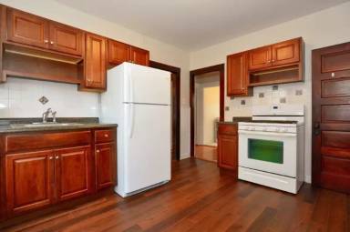 Main picture of 123 Birch St