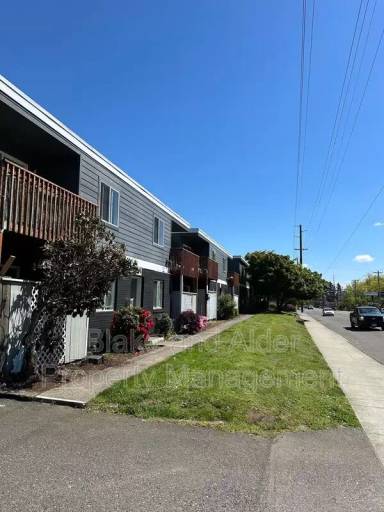 Main picture of Stark Street Townhomes