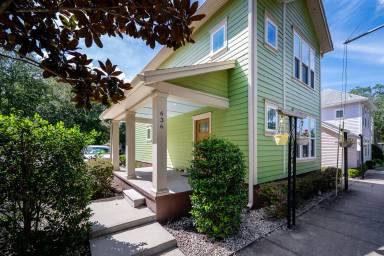 Main picture of 624 NW 10th St