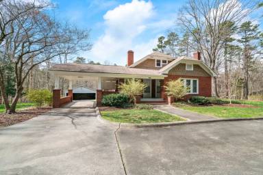 Main picture of 1919 Old Salisbury Concord Rd