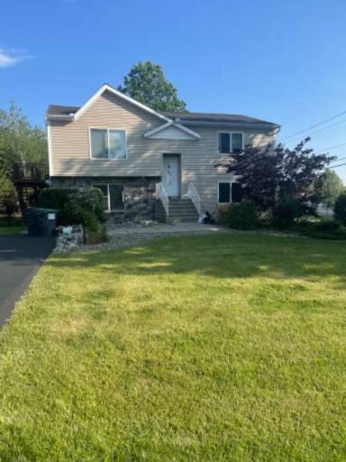 Main picture of 1 Orchard Ln