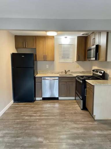 Main picture of 1215 Queen Anne Ave N