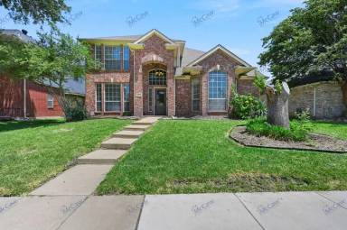 Main picture of 1641 Yellowstone Ave