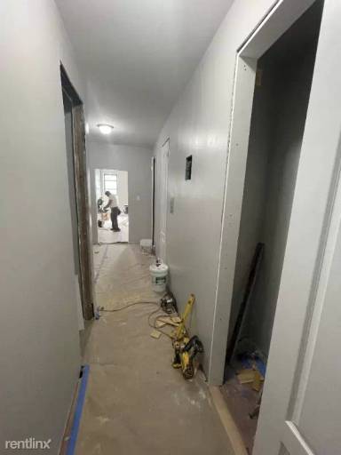 Main picture of 646 Argyle Rd Apartments