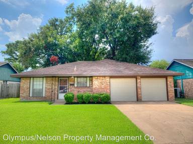 Main picture of 318 Crete Dr