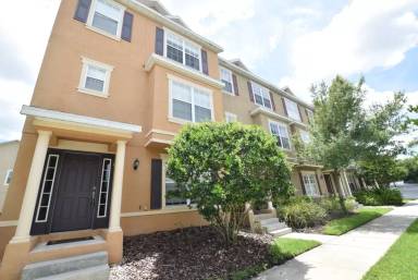 Main picture of 1061 Charter Oak Ln