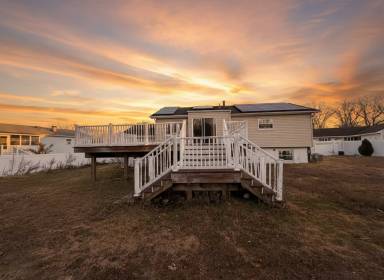 Main picture of 526 Raven Ct