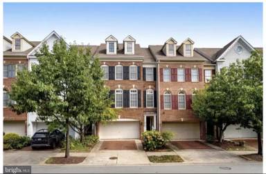 Main picture of 213 Oak Knoll Ter