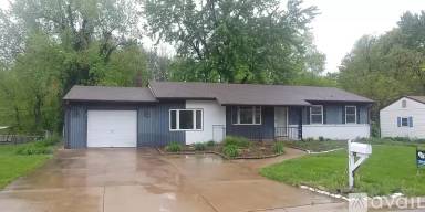 Main picture of 2907 Lyme St